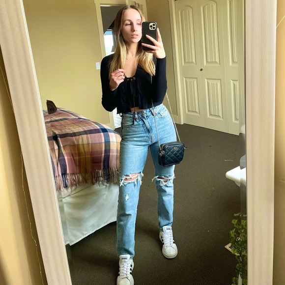 Meet your Posher, Amanda - Picture 3 of 5